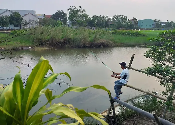 Gio Chieu Homestay - Riverside & Swimming Pool