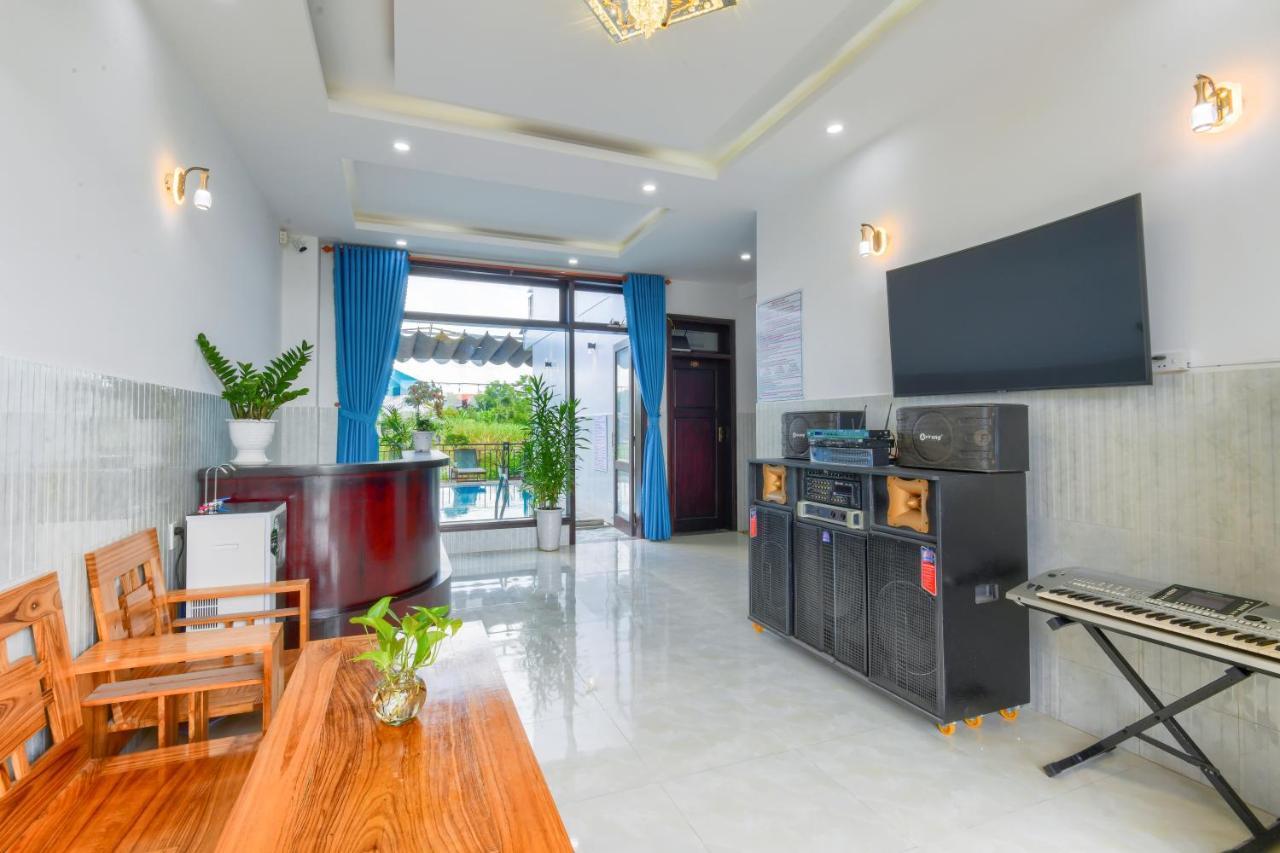 Homestay Gio Chieu - Riverside & Swimming Pool