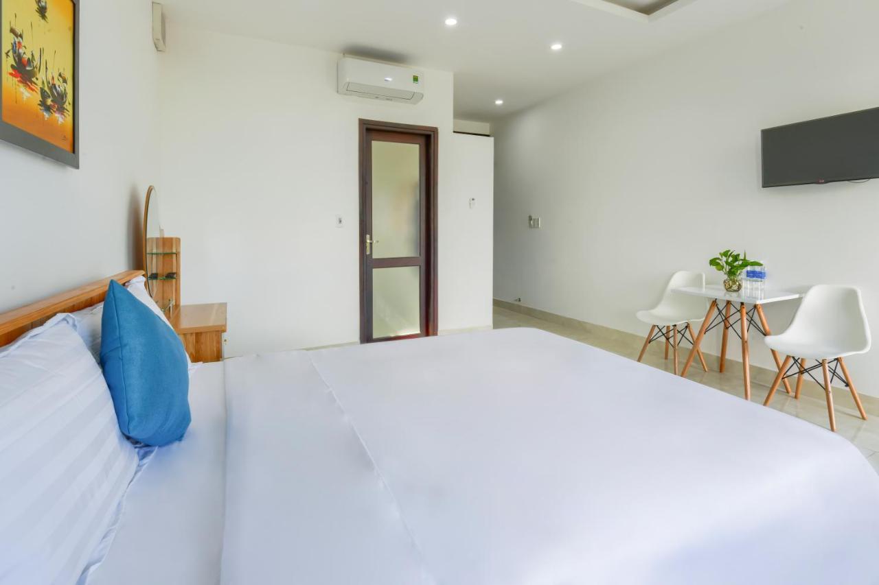 Homestay Gio Chieu - Riverside & Swimming Pool
