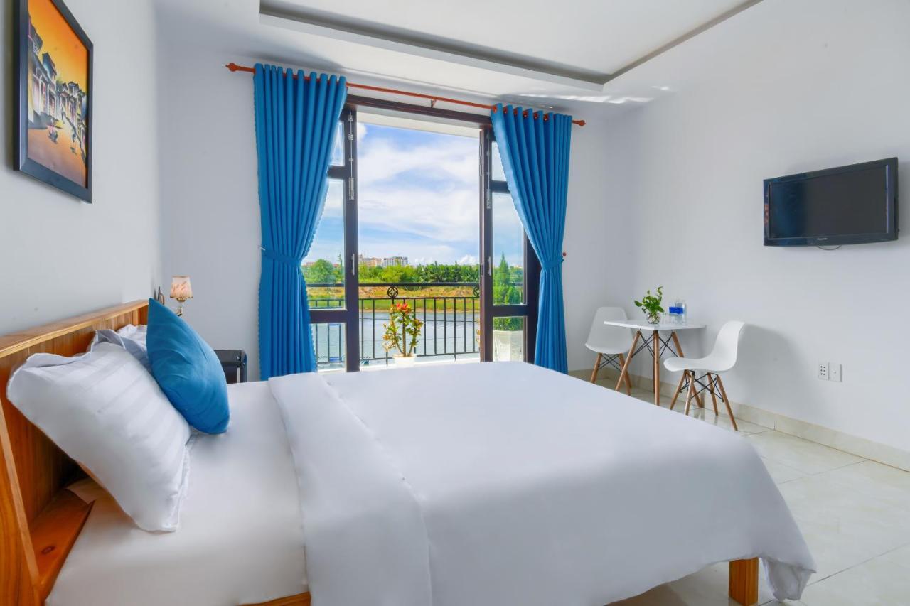 Homestay Gio Chieu - Riverside & Swimming Pool Hoi An