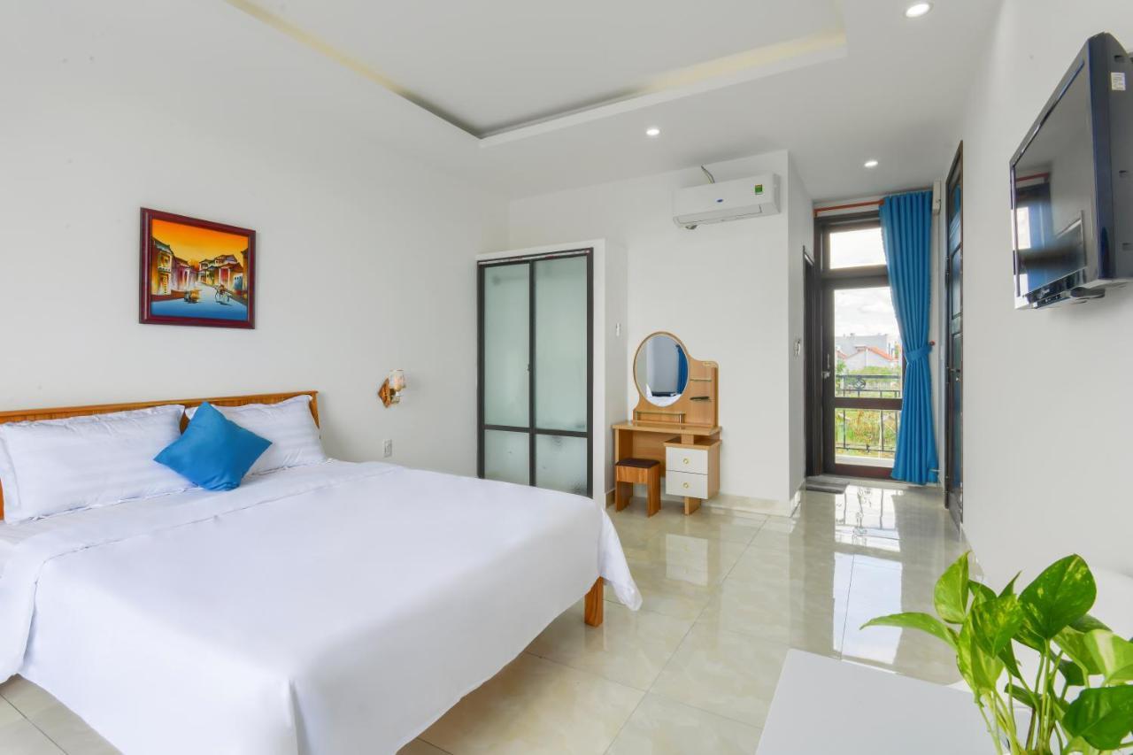 Gio Chieu - Riverside & Swimming Pool Homestay
